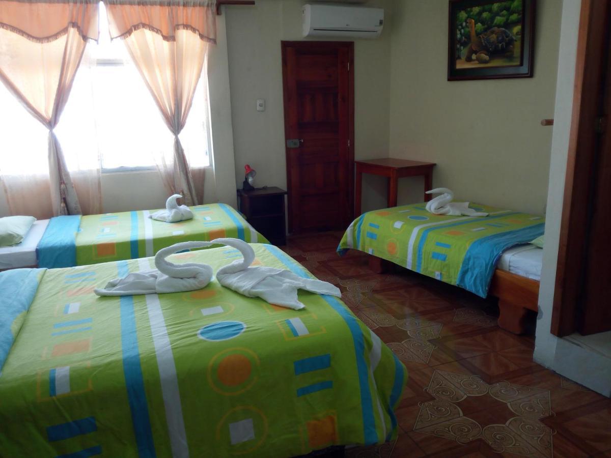 Hostal Miconia 阿约拉港 外观 照片