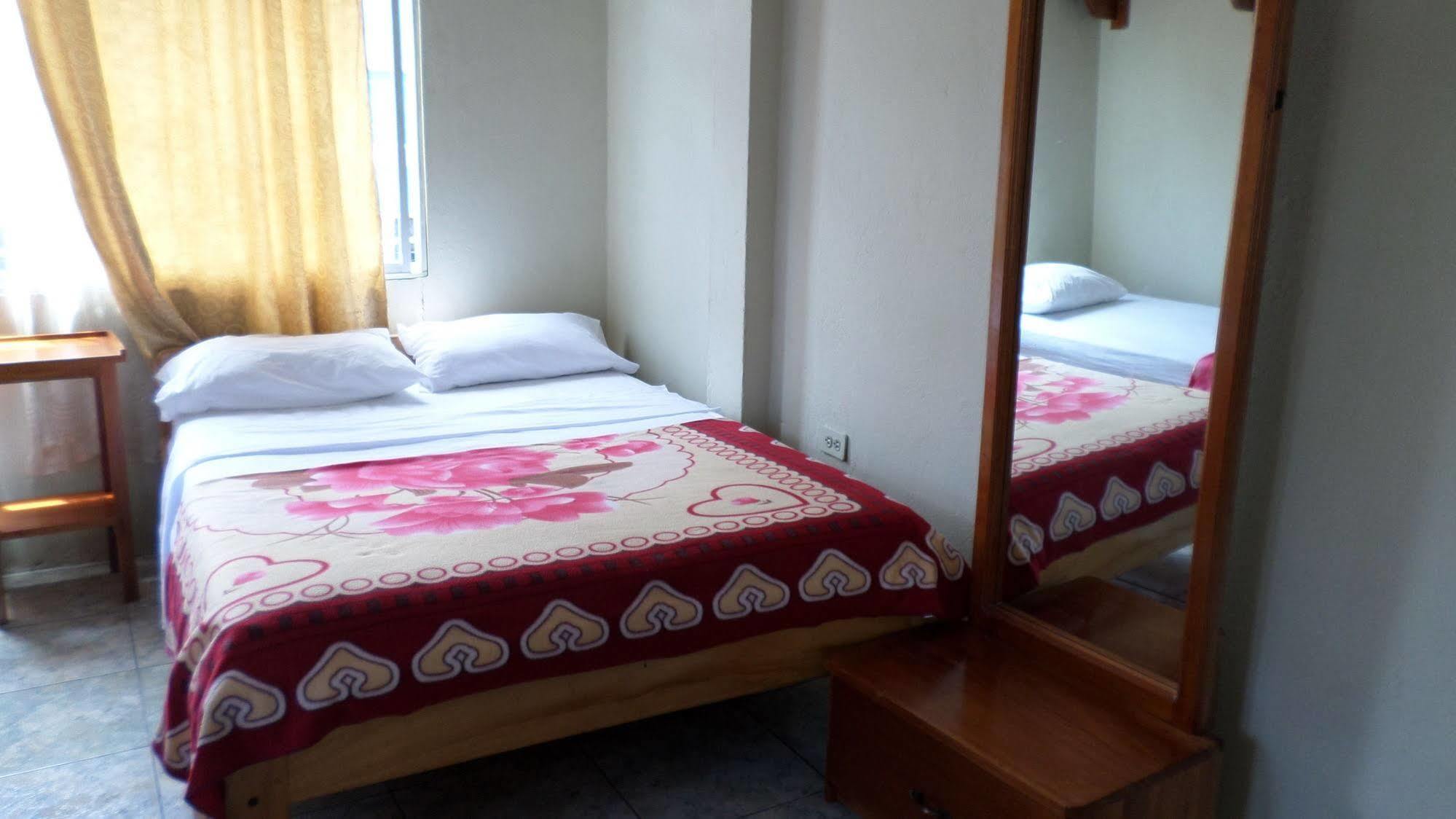 Hostal Miconia 阿约拉港 外观 照片