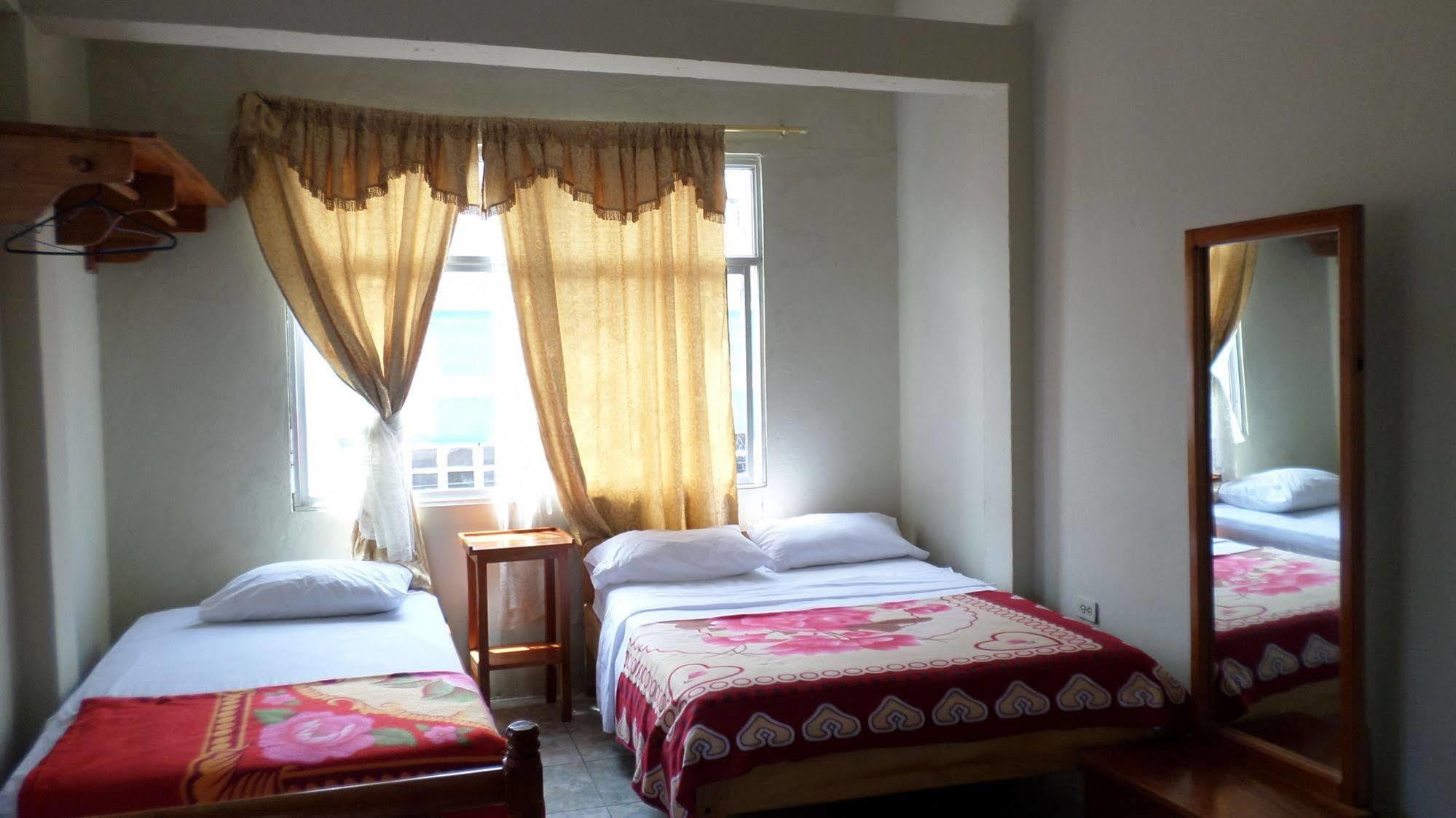Hostal Miconia 阿约拉港 外观 照片